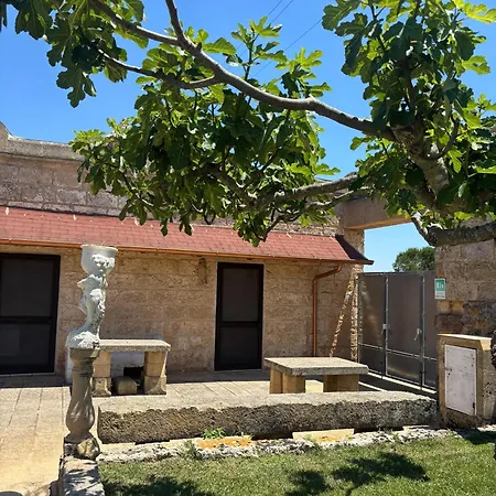 Hotell Le Calie Acquarica del Capo